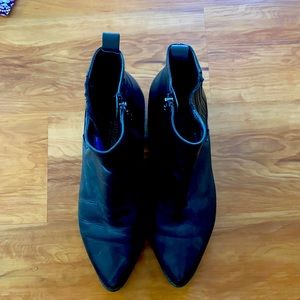 Black blondo waterproof booties